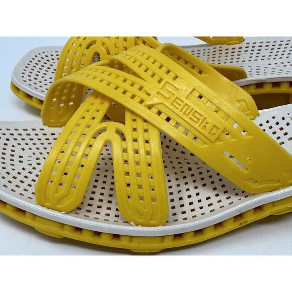 Vintage Sensi & C Pool Spa Wedge Sandals Assisi Italy Size 8 38 39 Yellow - Picture 3 of 10